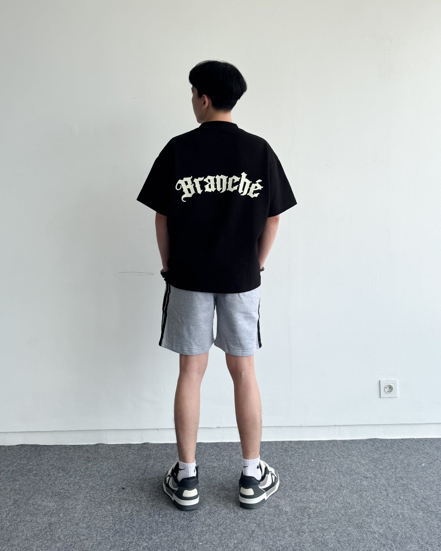 Logo Drip Heavyweight